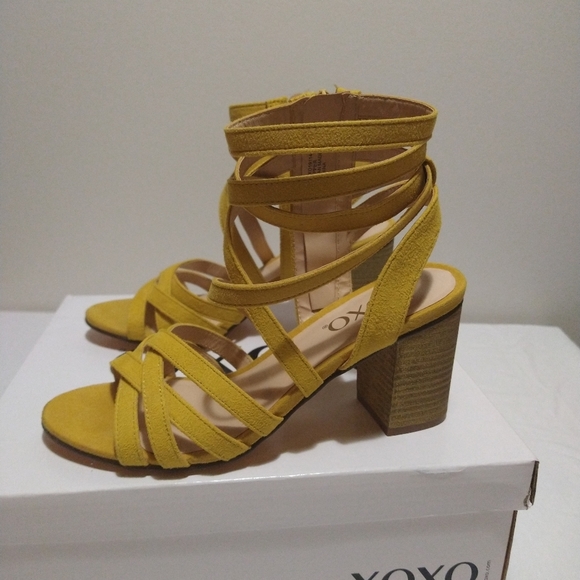 XOXO Eden Yellow Block Heel Sandals - Picture 3 of 8